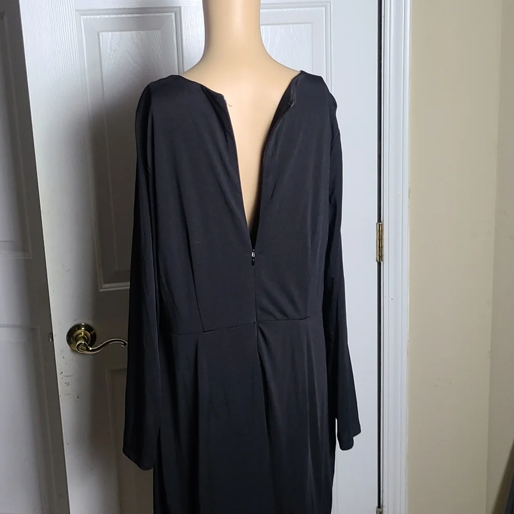 Ladies Dress 👗 - Picture 8 of 8